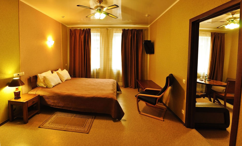 Antwo-Hotel Charków Zewnętrze zdjęcie