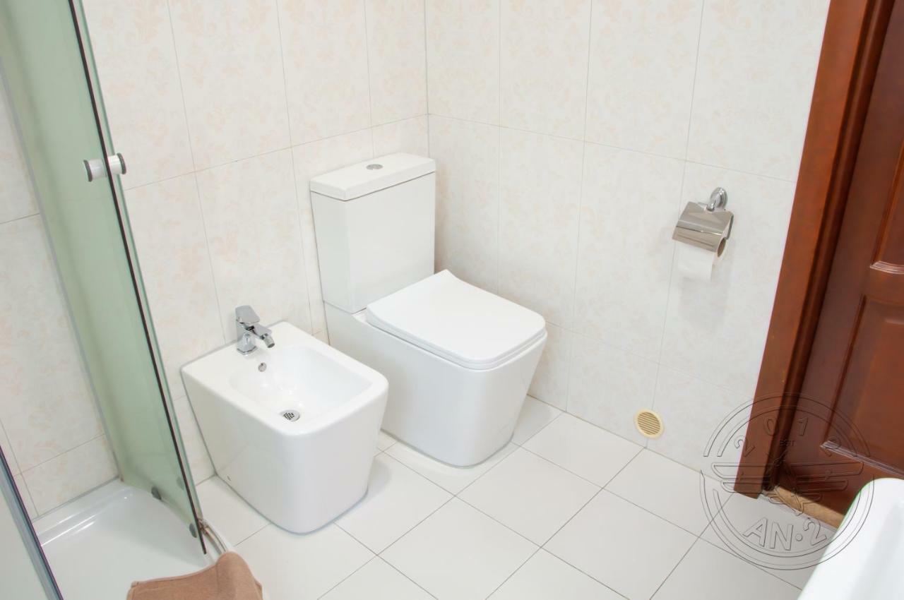 Antwo-Hotel Charków Zewnętrze zdjęcie