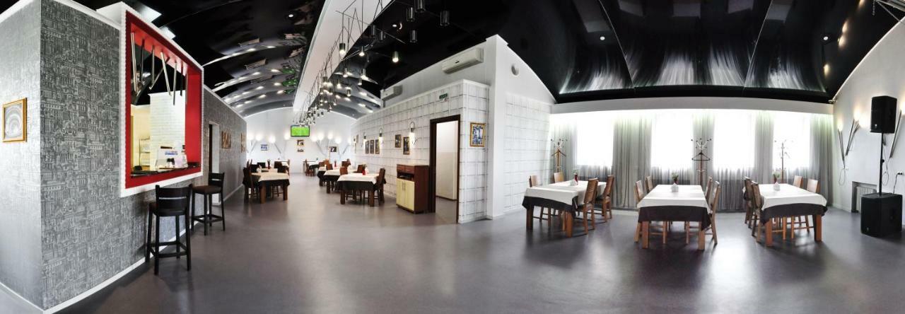 Antwo-Hotel Charków Zewnętrze zdjęcie