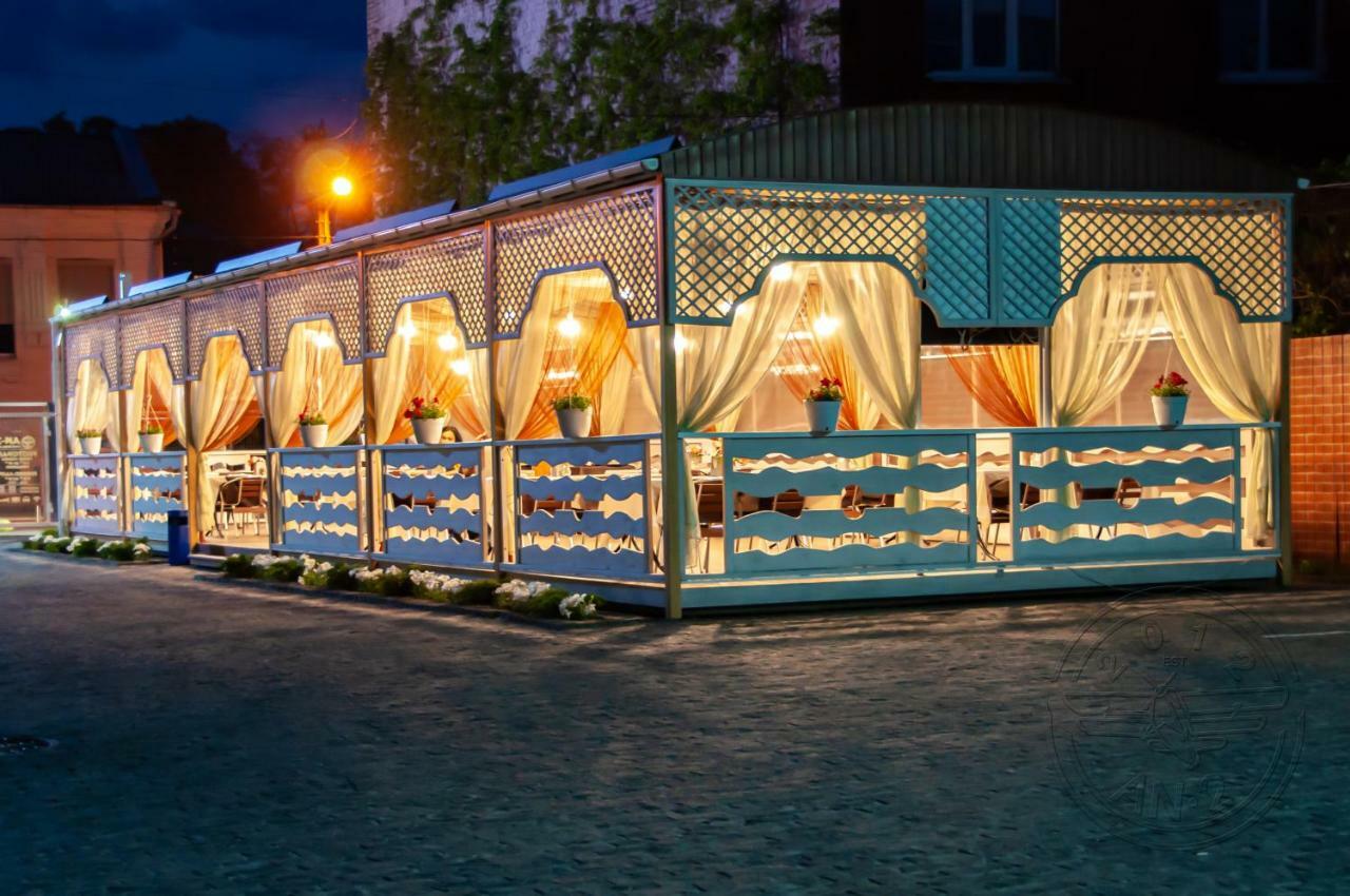 Antwo-Hotel Charków Zewnętrze zdjęcie